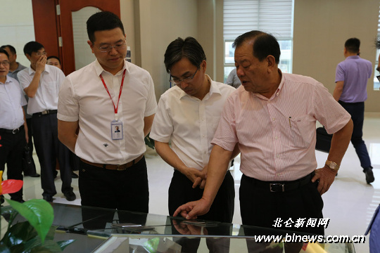 The mayor of Beilun District of Ningbo visited our company for inspecti